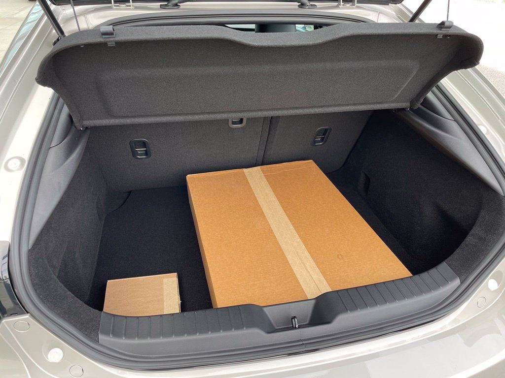 New 2026 MAZDA MAZDA3 2.5 S Hatchback w/ Premium Pkg FWD image 9