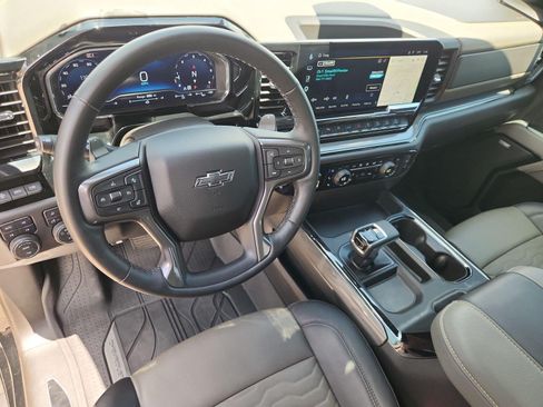 Certified 2025 Chevrolet Silverado 1500 ZR2 w/ Technology Package AWD/4WD image 18