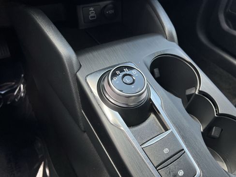Certified 2025 Ford Escape ST-Line AWD/4WD image 21