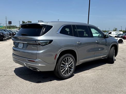 New 2026 Buick Enclave Avenir w/ Super Cruise Package AWD/4WD image 2