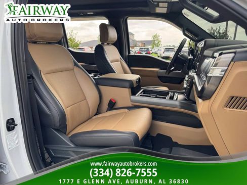 Used 2026 Ford F450 Lariat w/ Lariat Ultimate Package AWD/4WD image 12