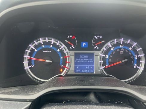 Used 2016 Toyota 4Runner SR5 Premium image 11