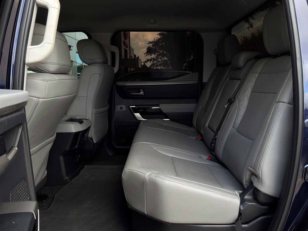 Used 2023 Toyota Tundra Limited AWD/4WD image 11