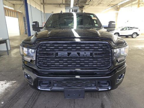 Used 2024 RAM 2500 Big Horn w/ Night Edition AWD/4WD image 8