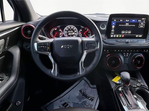 Used 2025 Chevrolet Blazer RS w/ Driver Confidence II Package image 10