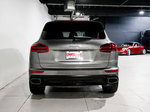 Used 2015 Porsche Cayenne Diesel image 4