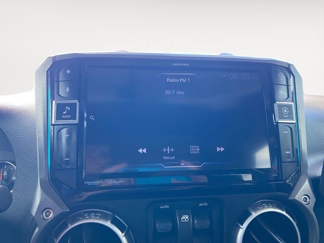Used 2012 Jeep Wrangler Rubicon w/ Dual Top Group AWD/4WD image 22