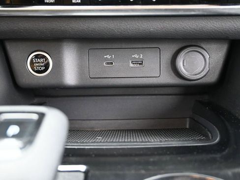 Used 2023 Nissan Rogue SV image 21