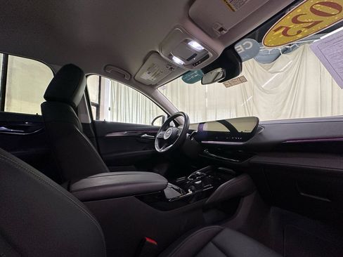Certified 2025 Buick Envision Preferred AWD/4WD image 18