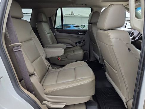 Used 2019 GMC Yukon SLT w/ Premium Edition AWD/4WD image 23