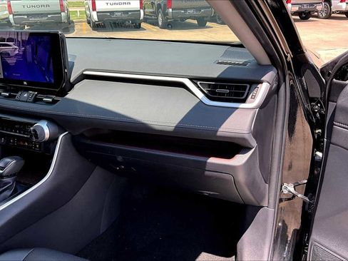 Used 2024 Toyota RAV4 Limited image 18