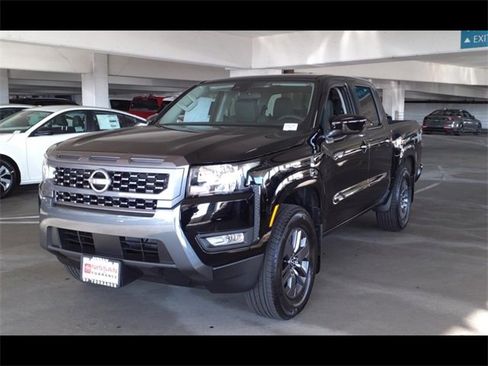 New 2025 Nissan Frontier SV image 3