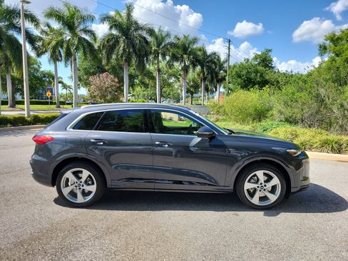 Used 2025 Audi Q5 Prestige image 3