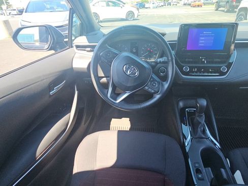 Used 2023 Toyota Corolla SE FWD image 9