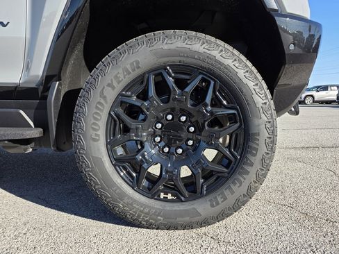 New 2026 GMC Hummer EV SUV image 31