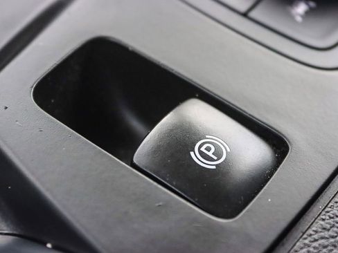 Used 2020 Chevrolet Traverse Premier w/ Redline Edition image 35