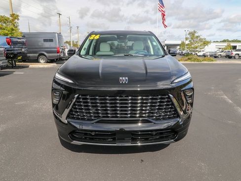 New 2026 Buick Enclave Avenir w/ Super Cruise Package image 2