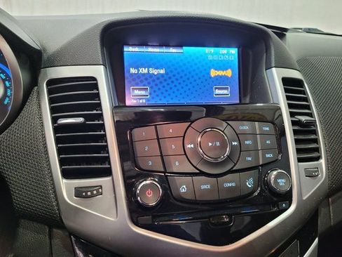 Used 2016 Chevrolet Cruze LT image 26