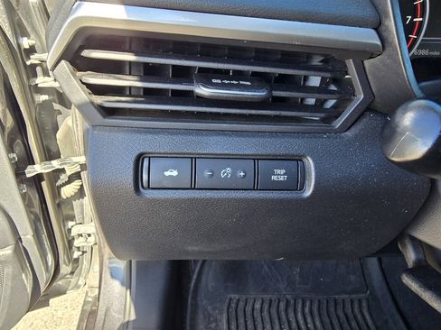 Used 2022 Nissan Altima 2.5 SR image 16