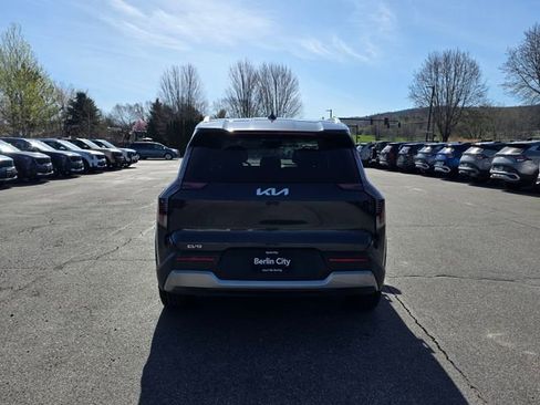 New 2026 Kia EV9 Wind AWD/4WD image 6