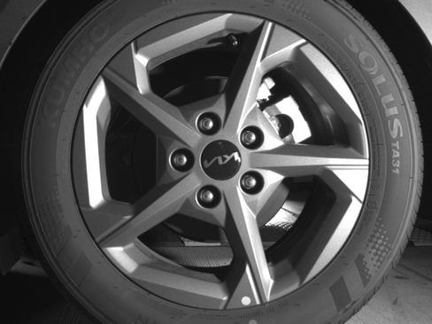 Used 2025 Kia K4 LXS image 14