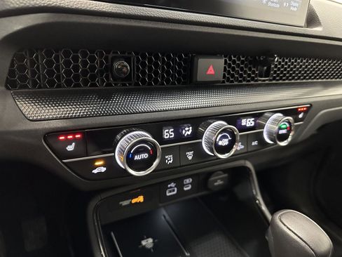 Certified 2025 Honda CR-V Sport-L image 24