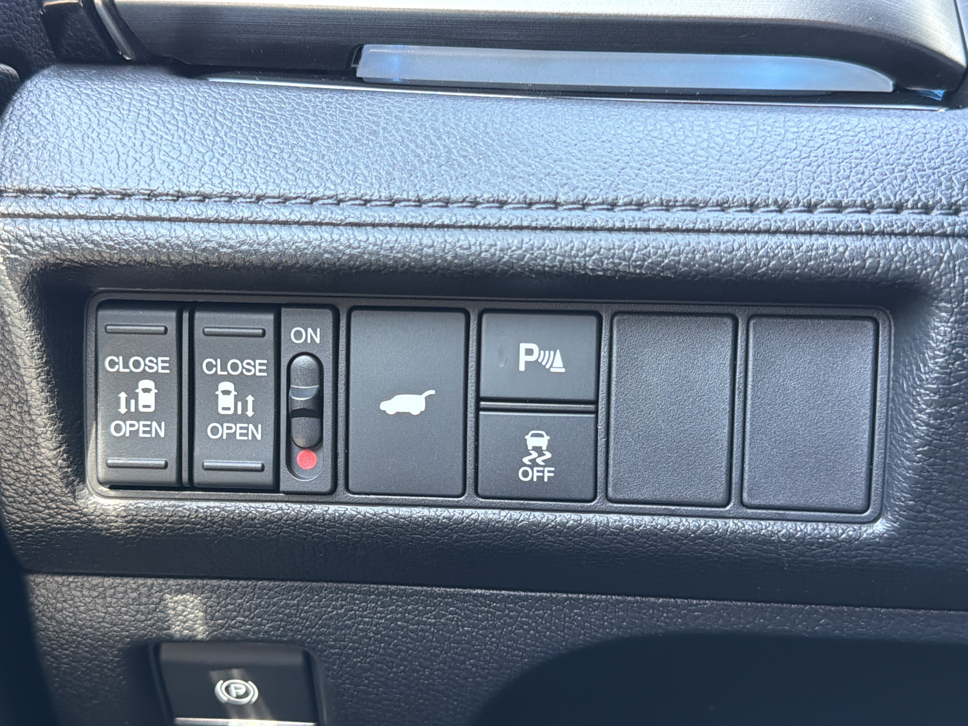 New 2027 Honda Odyssey Touring image 11