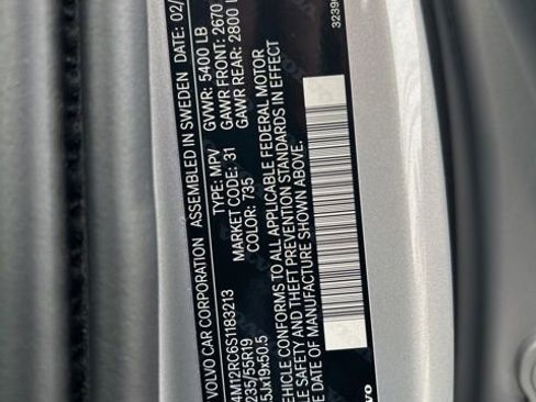 Certified 2025 Volvo XC60 B5 Plus AWD/4WD image 27