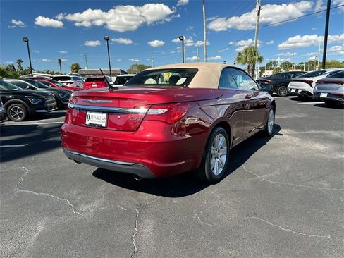 Used 2012 Chrysler 200 Touring image 4