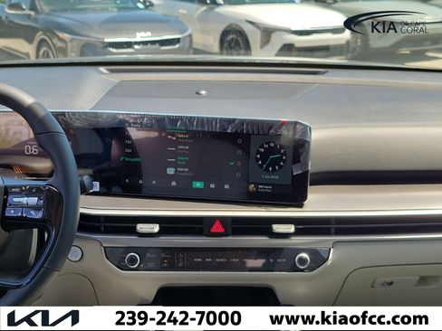New 2026 Kia Sorento S w/ S Panoramic Sunroof Package FWD image 17