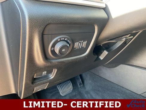 Used 2022 Jeep Grand Cherokee Limited image 27