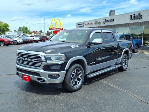Used 2022 RAM 1500 Laramie AWD/4WD image 8