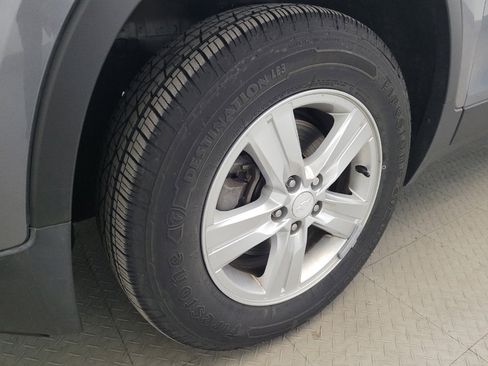 Used 2020 Chevrolet Trax LS w/ Tint and Cruise Package AWD/4WD image 31