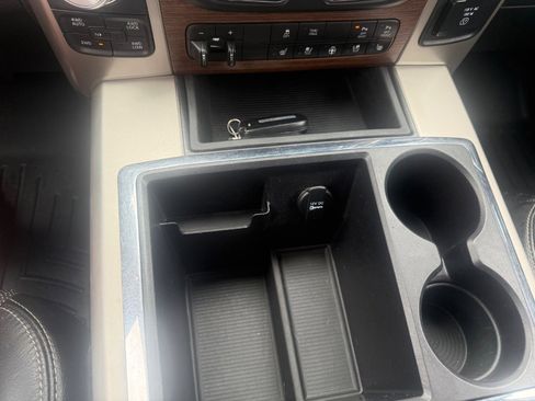 Used 2015 RAM 1500 Laramie w/ Convenience Group image 17