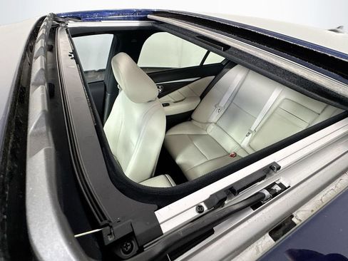 Used 2023 INFINITI Q50 Sensory image 25