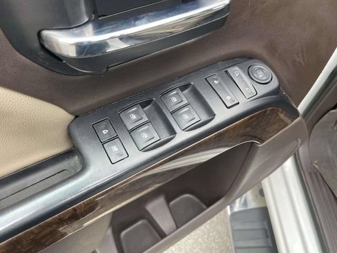 Used 2018 Chevrolet Silverado 1500 LT w/ All Star Edition AWD/4WD image 21