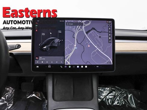 Used 2021 Tesla Model 3 Standard Range Plus image 12