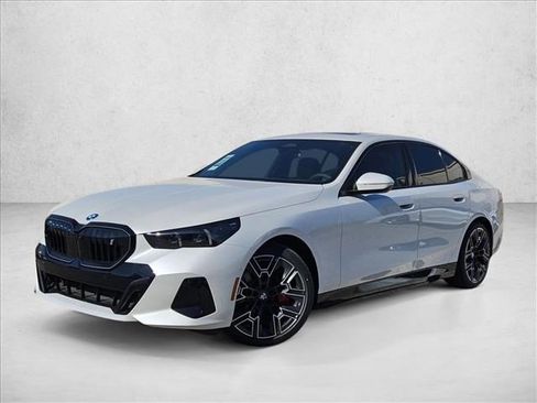 New 2026 BMW i5 eDrive40 w/ M Sport Package image 1