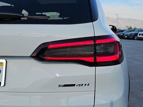 Certified 2023 BMW X5 sDrive40i w/ Executive Package image 33