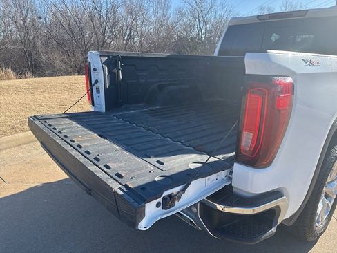 Used 2021 GMC Sierra 1500 SLT image 6