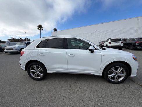 Used 2022 Audi Q3 2.0T Premium AWD/4WD image 5