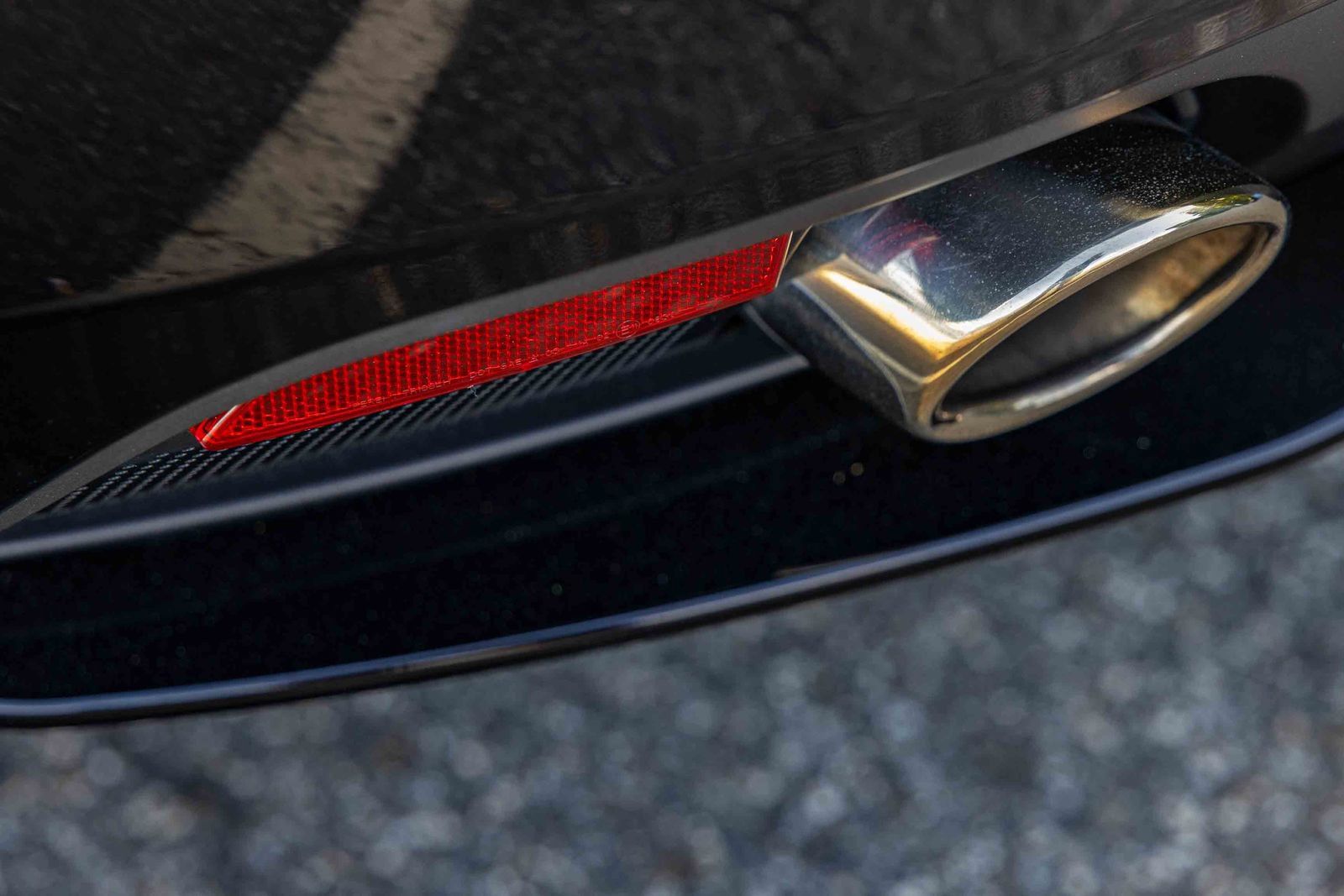 Used 2013 Aston Martin DB9 Volante RWD image 49
