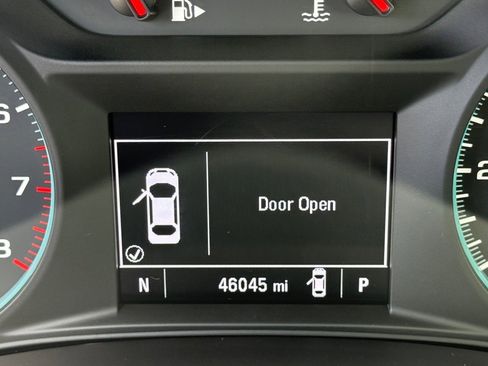 Used 2021 Chevrolet Malibu LS FWD image 30