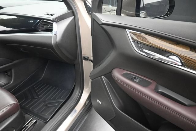 Used 2022 Cadillac XT6 Premium Luxury FWD image 28