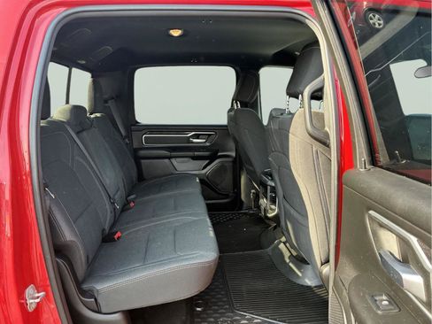Used 2023 RAM 1500 Big Horn AWD/4WD image 9
