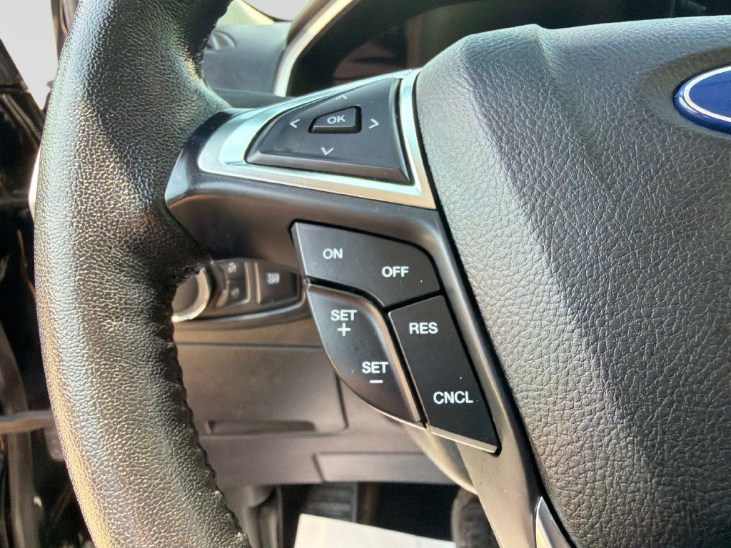 Used 2020 Ford Edge SEL w/ Cold Weather Package AWD/4WD image 30