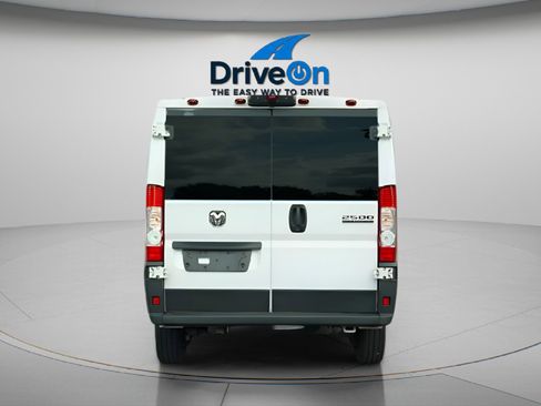Used 2023 RAM ProMaster 2500 image 8