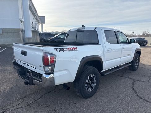 Used 2023 Toyota Tacoma TRD Off-Road image 7