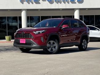 Used 2025 Toyota RAV4 XLE video 1