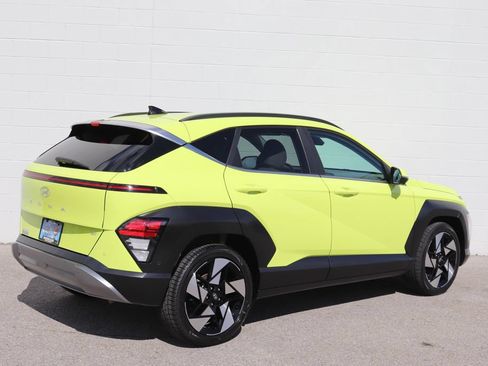 Used 2024 Hyundai Kona Limited FWD image 38